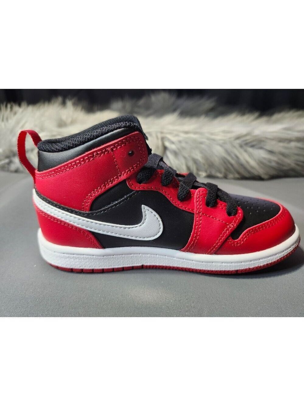 New Jordan 1 mid (ps) 12C